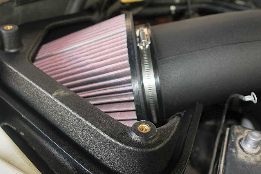 high-flow air filter of truck engine