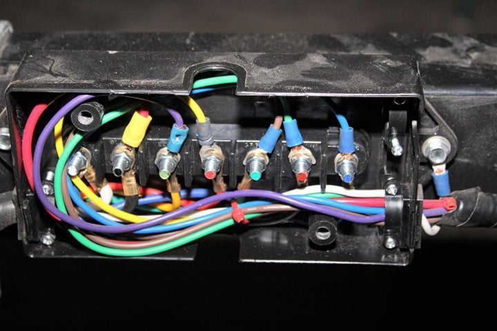 BougeRV weatherproof junction box with a sealed seven-pin connector and 8-foot cord on Dinoot trailer