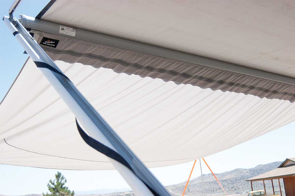 The Awning Extend’r adds 8 feet width to the awning coverage, which in most cases provides about twice the shade. 