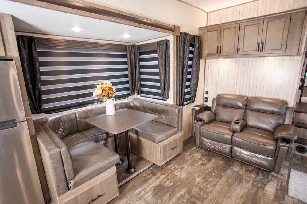 Forest River Sabre 301BH fifth-wheel travel trailer interior