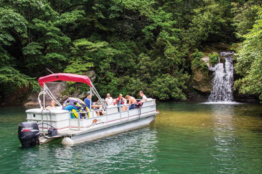 Numerous waterfalls – such as Wright’s Creek Falls – are accessible only by boat at Lake Jocassee. 