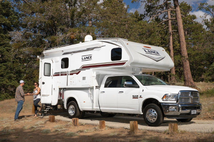 Lance 1172 slide-in truck camper