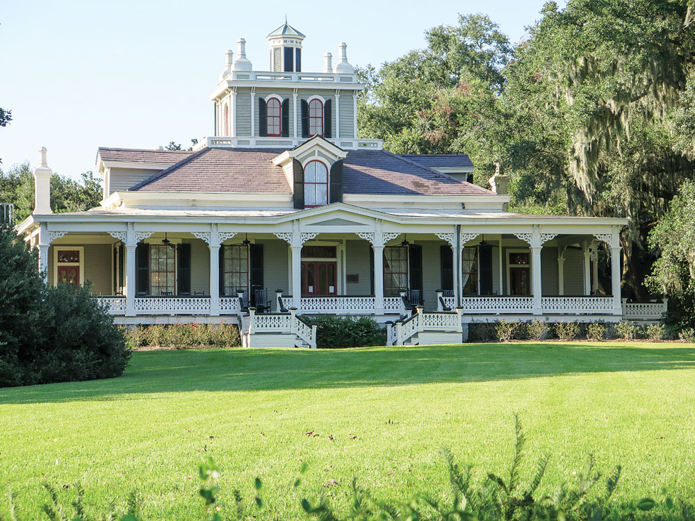 Located in Rip Van Winkle Gardens on Jefferson Island, the 22-room Joseph Jefferson Mansion was built in 1870 and is decorated in period furnishings, paintings and heirlooms.