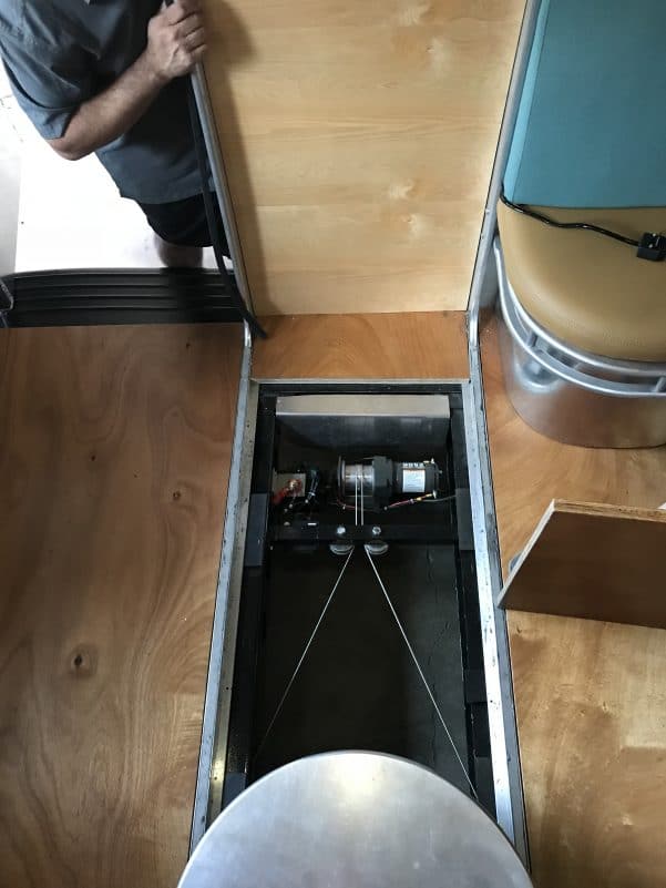 Magic Bus elevator mechanism