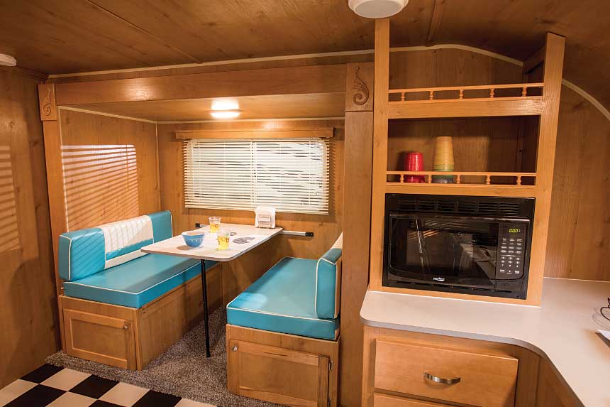 Riverside RV’s Retro 199FKS features a fun throwback-diner feel, with its white-and-aqua decor.