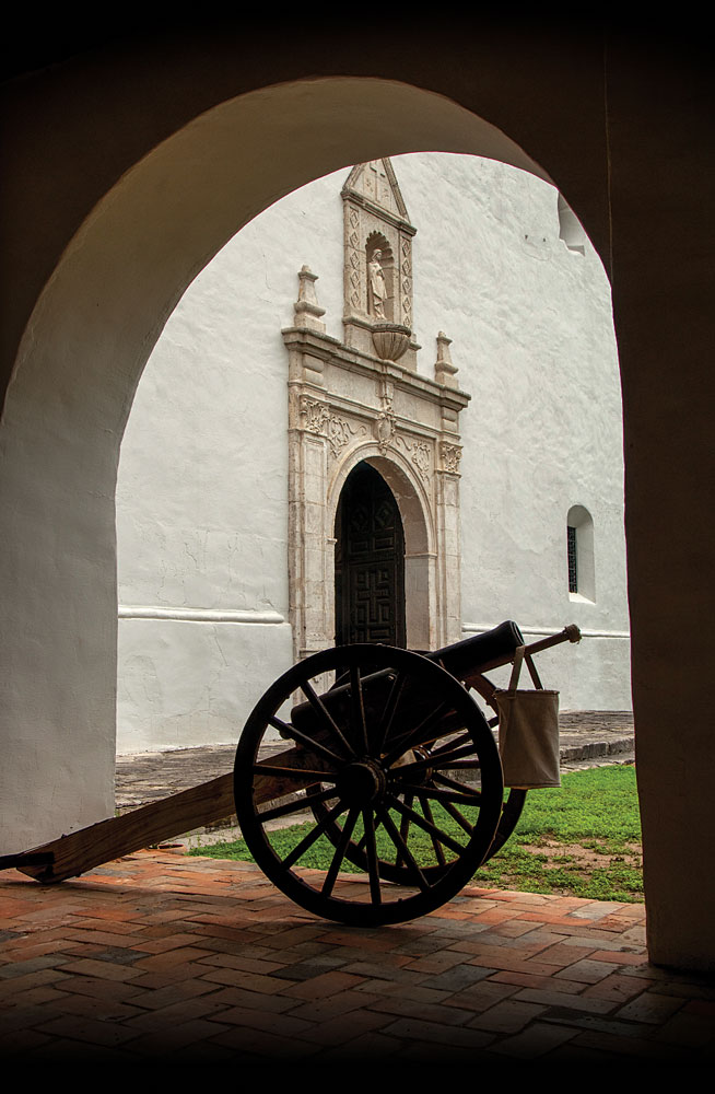 This cannon can be found at Mission EspÃ­ritu Santo, which relocated to Goliad in 1749.