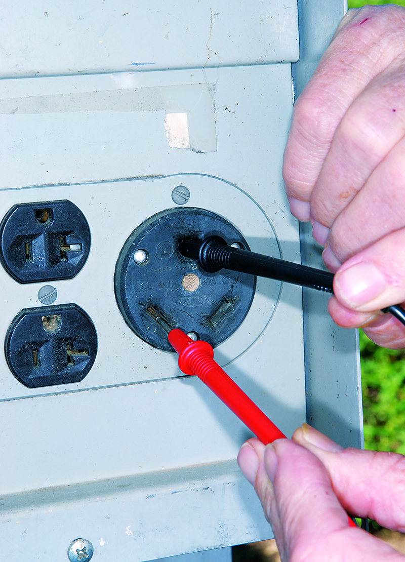 checking 30-amp outlets with multimeter
