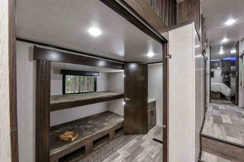 heartland-milestone fifth wheel travel trailer