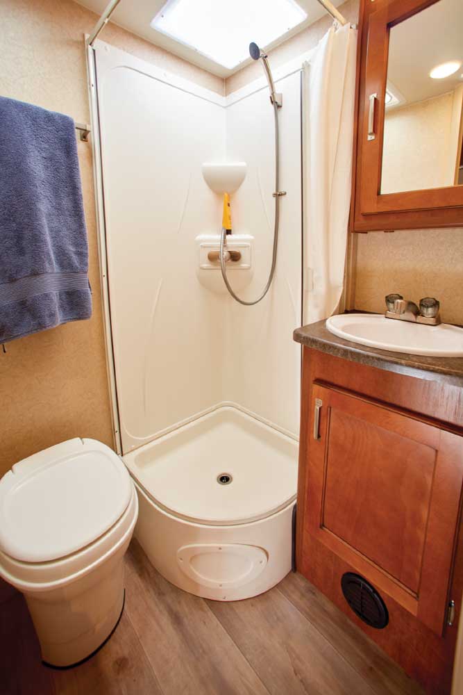 For a small trailer, the 1475’s bathroom is spacious, with good elbow- and headroom in the shower. The toilet offers more legroom than expected.