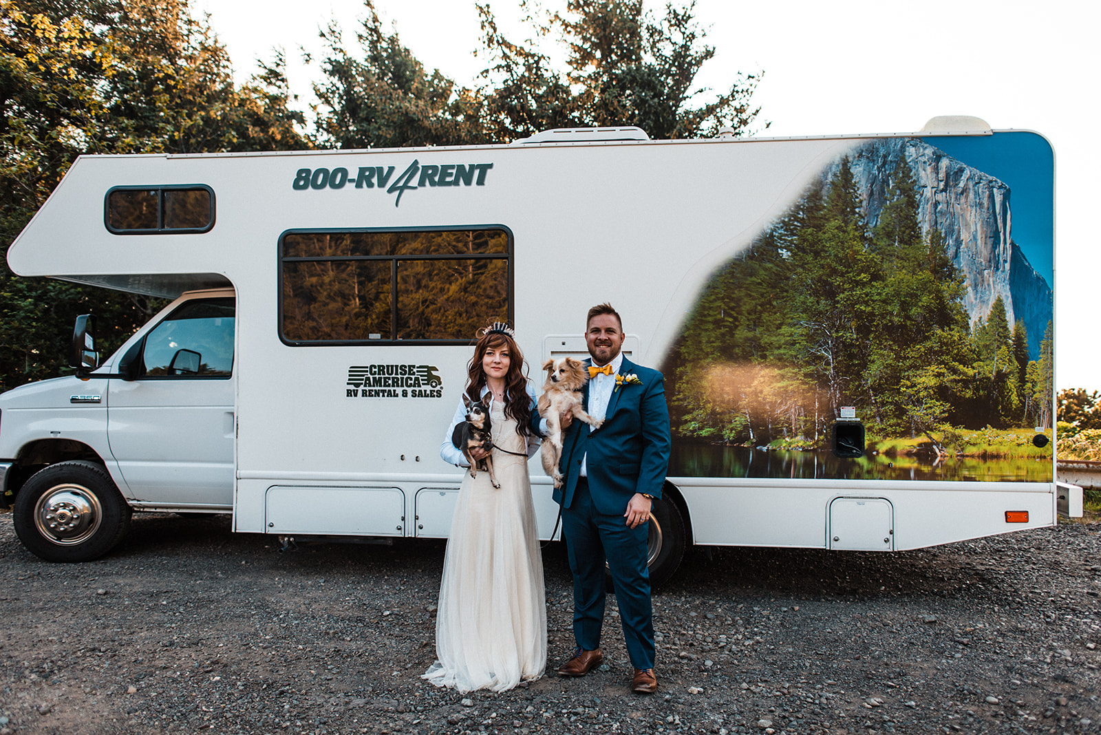 Adventure Elopement couple with RV rental. Image: The Foxes Photography