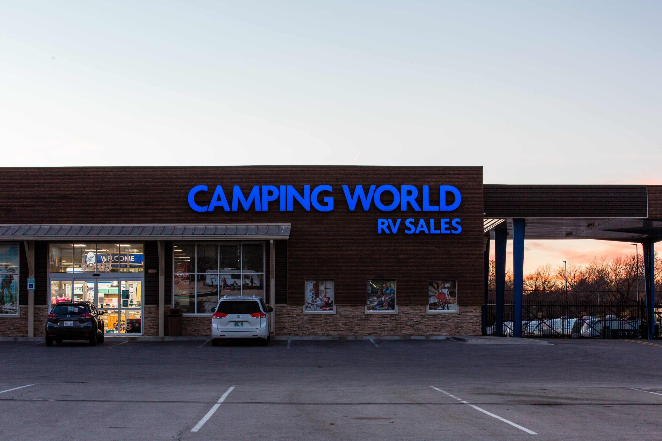 Camping World Dealership
