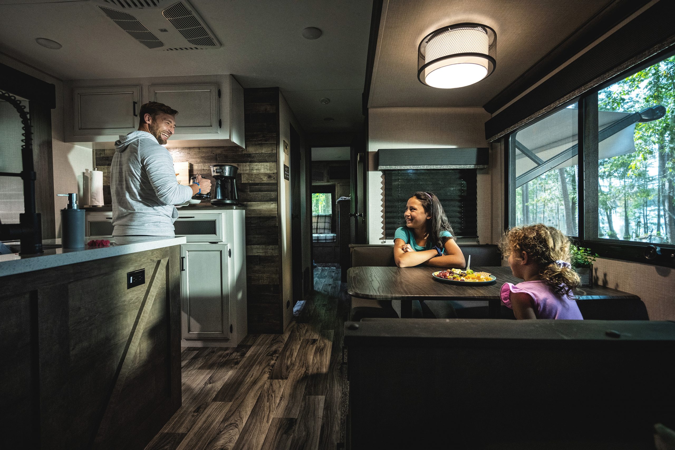 2021-Venture-RV-SportTrek-Touring-Edition-STT343VIB-Travel-Trailer-Interior-