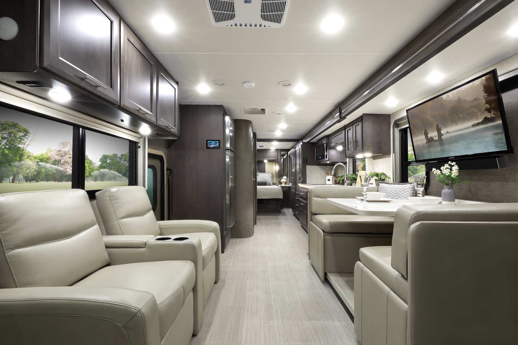 The Best Rvs For Full Time Living