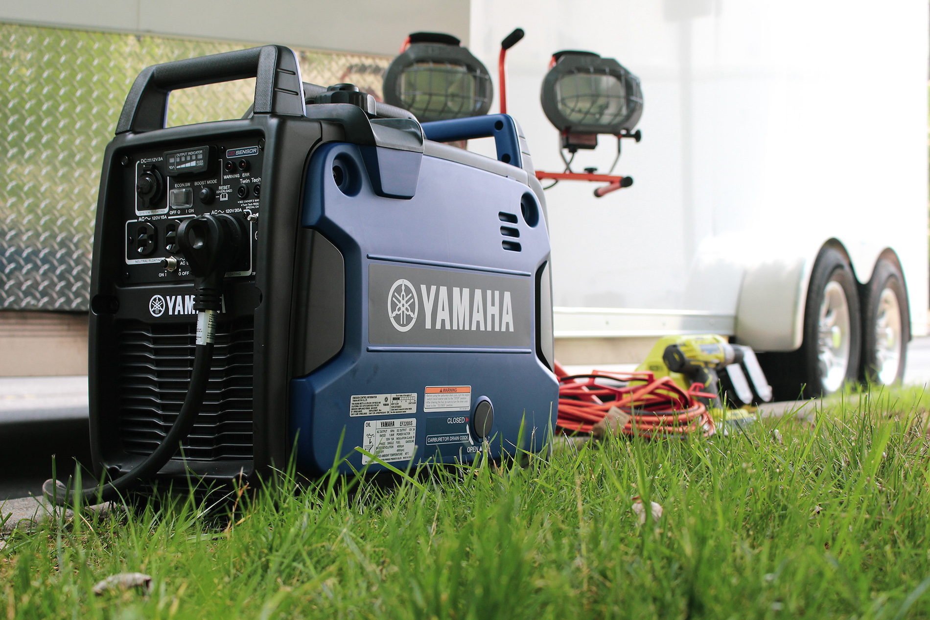 Yamaha EF2200iS portable generator