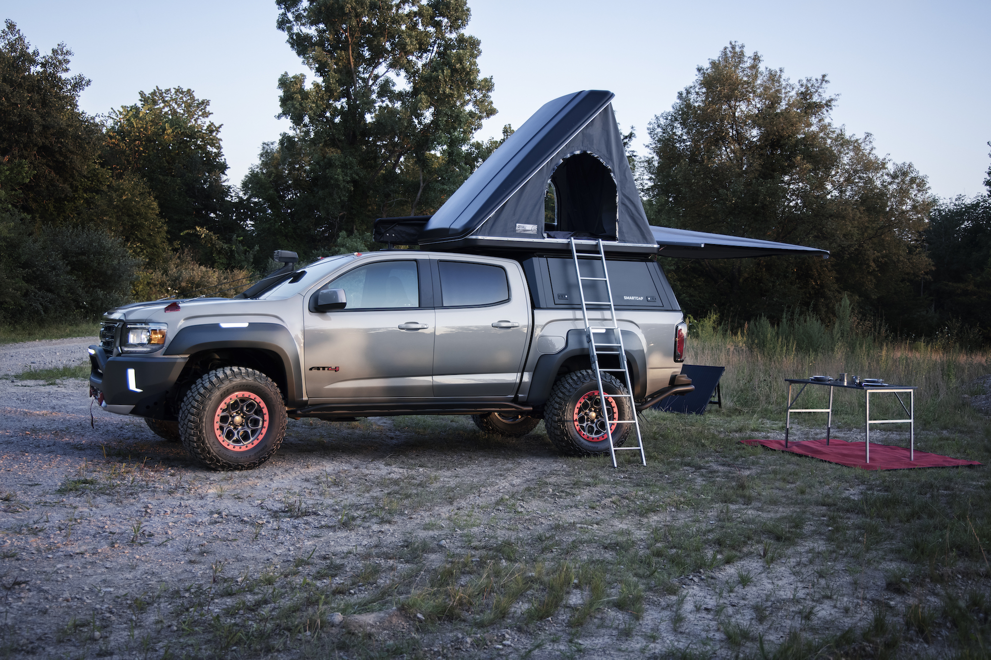 GMC Canyon AT4 OVRLANDX tent camper