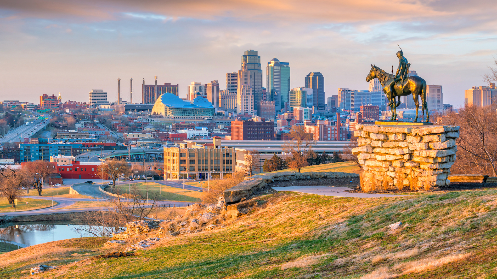 The Scout overlooking(108 years old statue) in downtown Kansas City. It was conceived in 1910