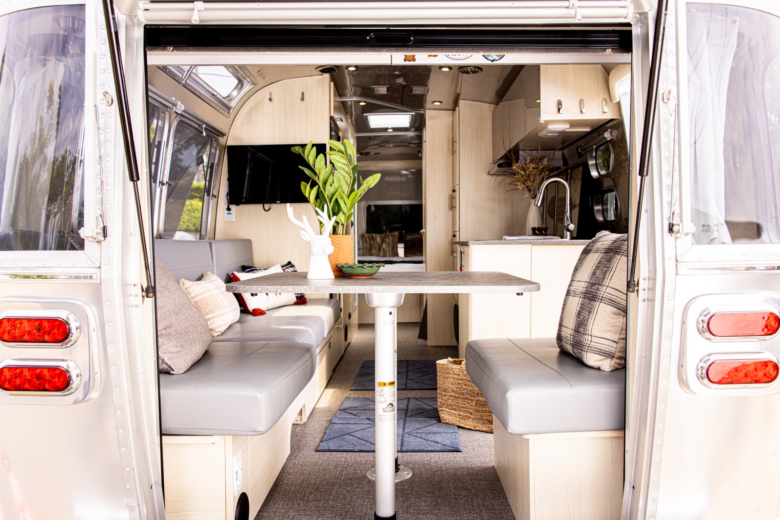 Airstream Lowes Milo V.