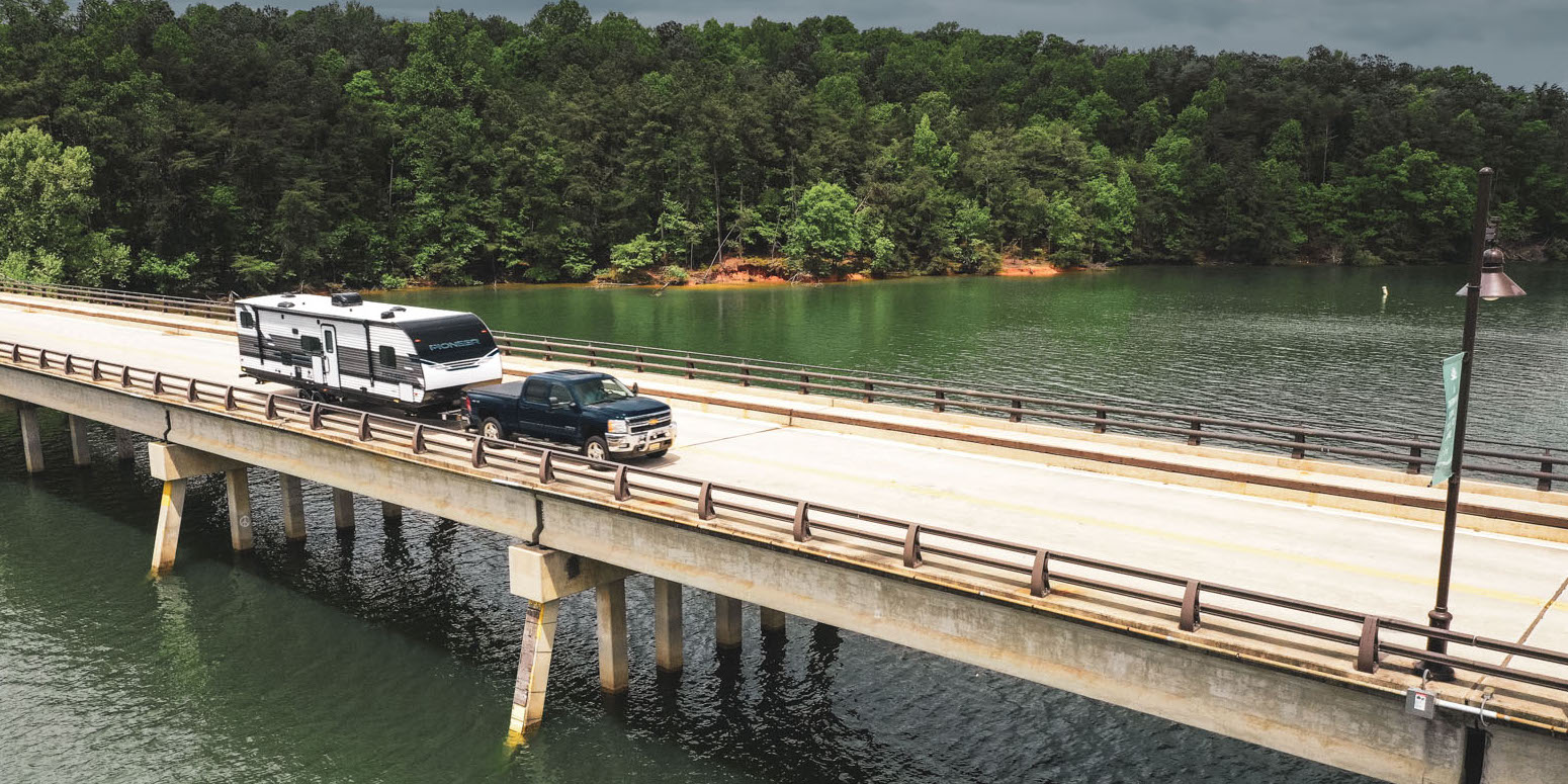 2021 Heartland Pioneer Towing