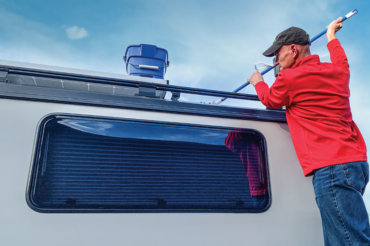 RV roof maintenance