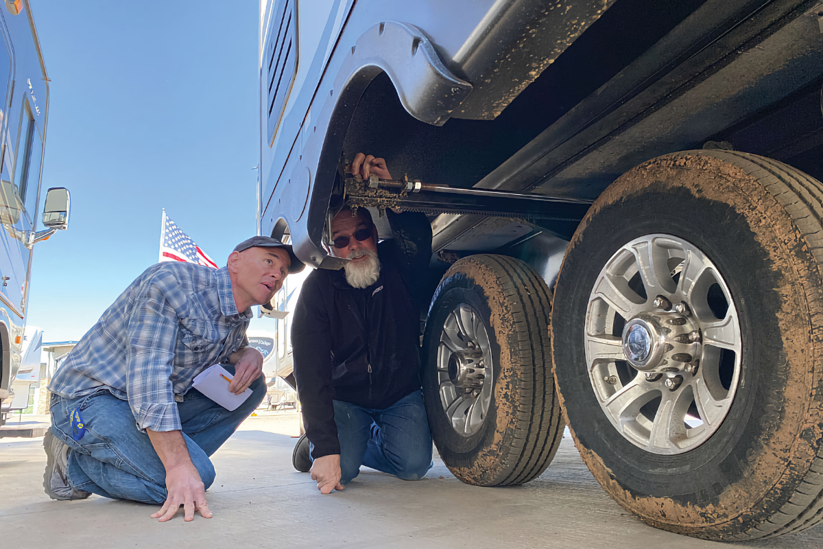 RV slide-out maintenance