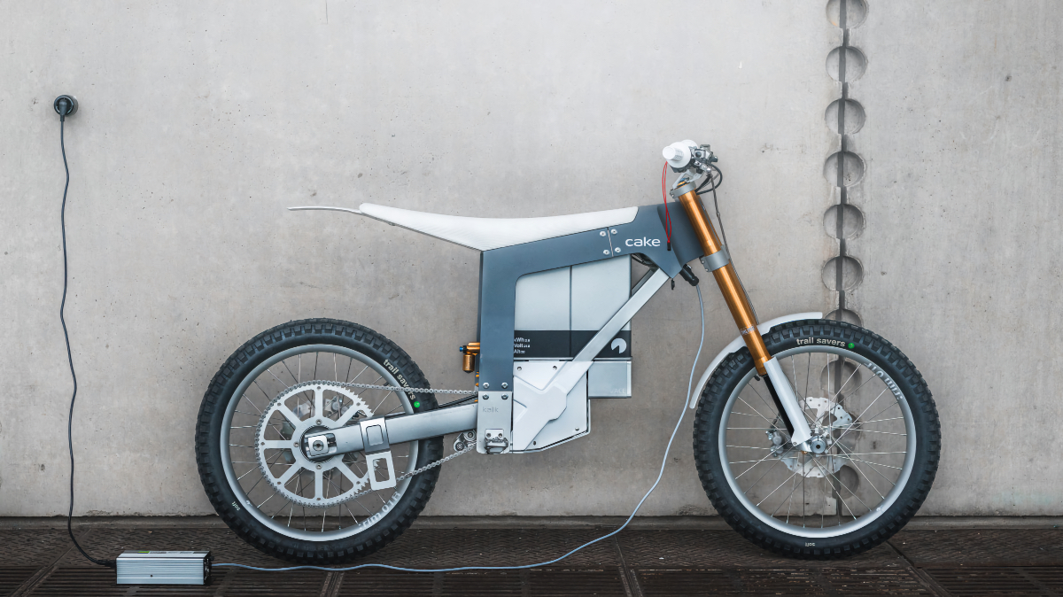 Cake electric motorcycle