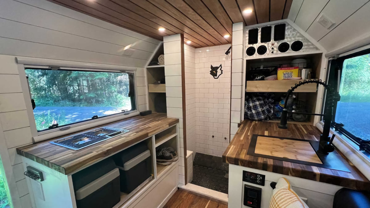 The Wolf Rigs Patton is a Hummer-Based Overlanding Monster - RV.com