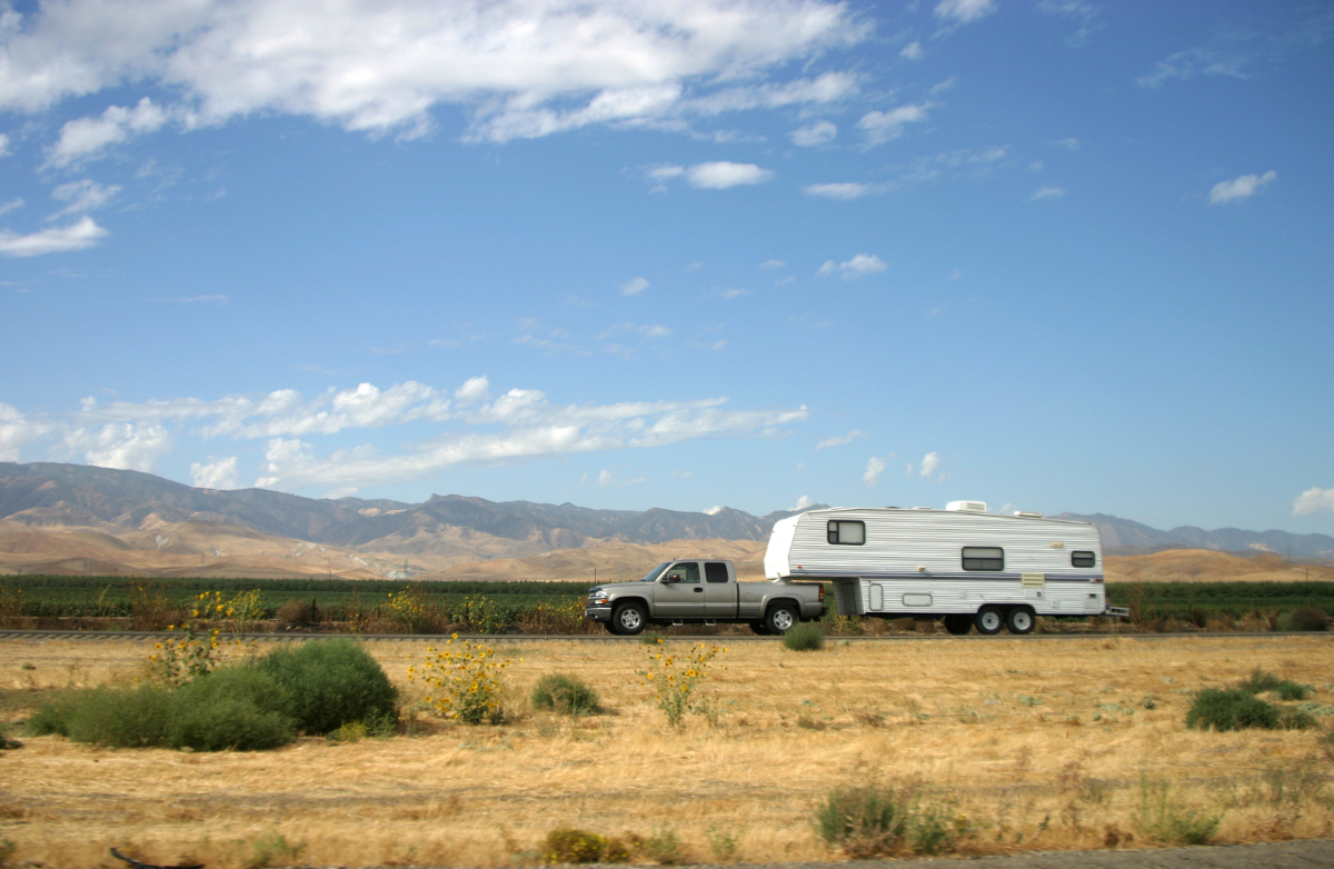 buying fifth wheel RV