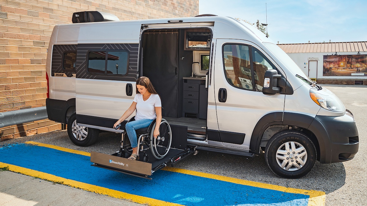 Best travel trailer for wheelchair