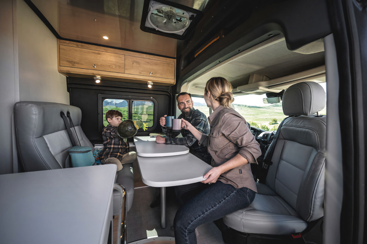 Airstream Rangeline camper van