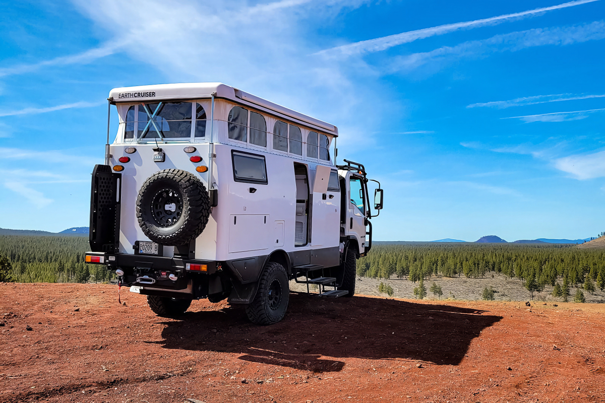 EarthCruiser camper