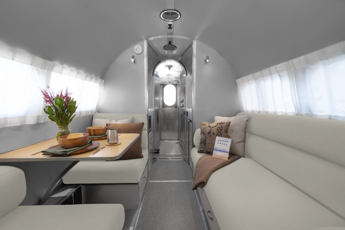 The Bowlus Heritage Edition Deftly Blends Modern Tech and Retro Design