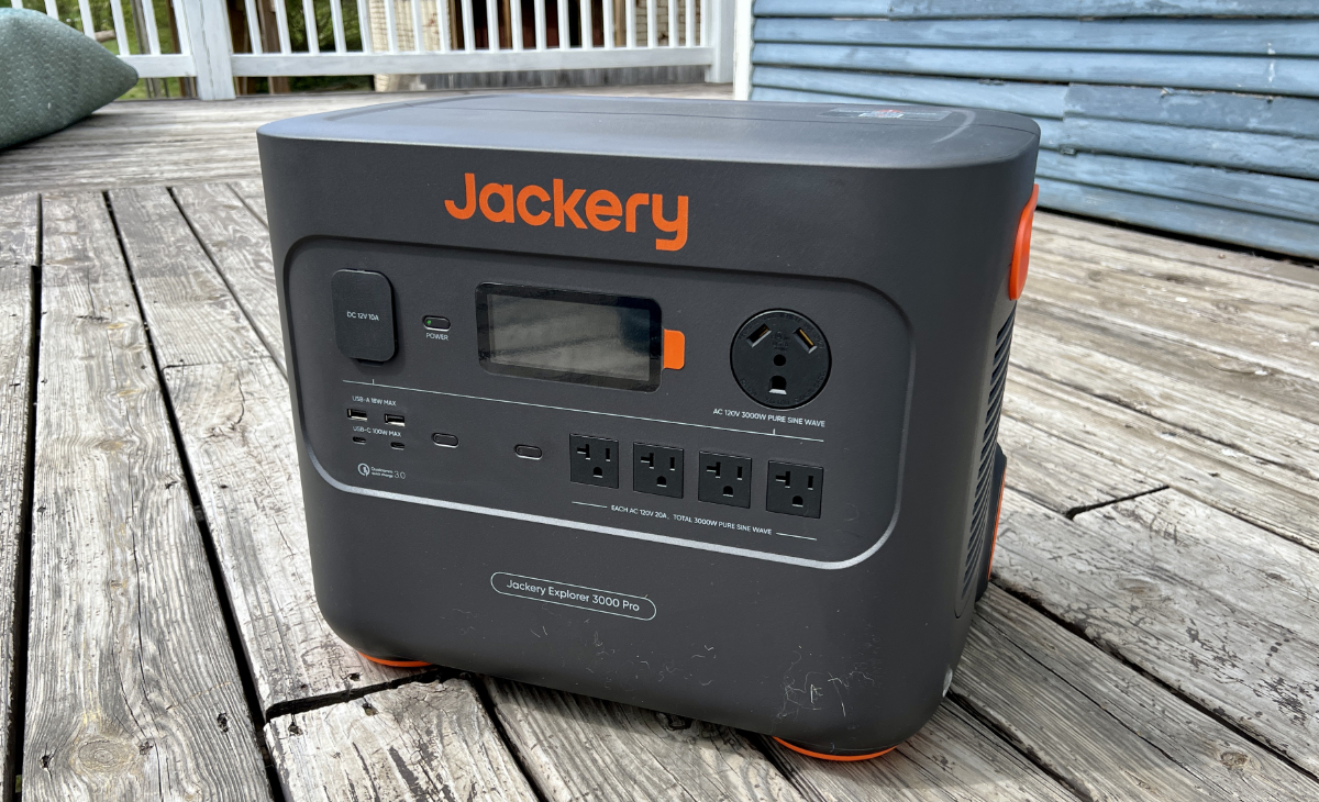 Jackery Explorer 3000 Pro