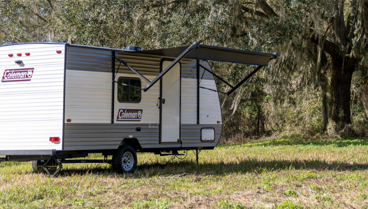 concept off-roader ALPHA CAMP brings campers' entire home outdoors