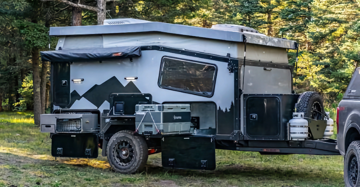 Boreas Campers EOS-12