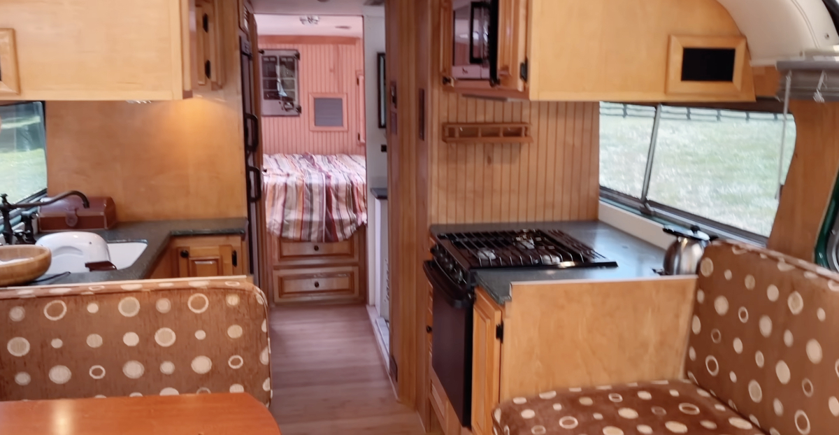 bus conversion to RV