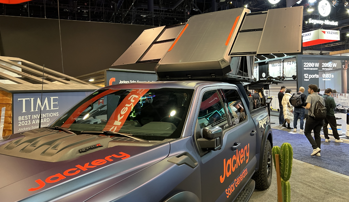 Jackery rooftop tent