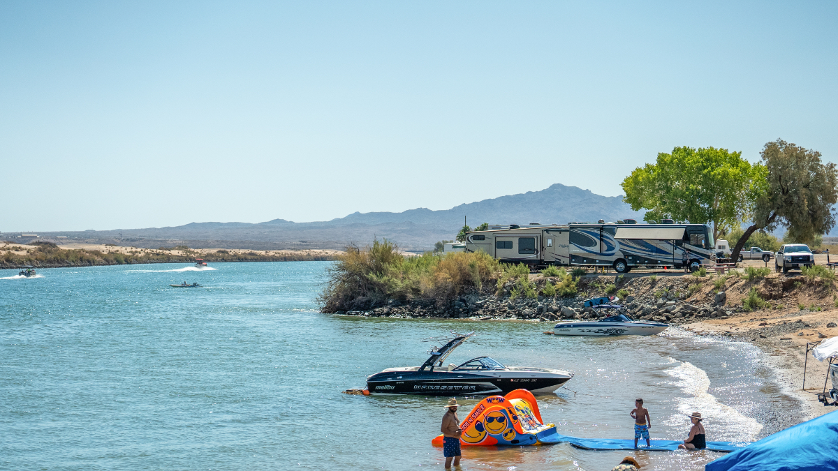 waterfront campgrounds