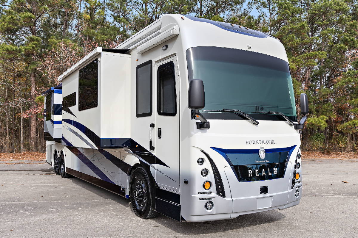 Foretravel Realm FS605