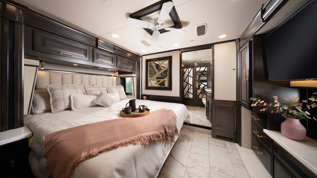 Entegra Coach Cornerstone