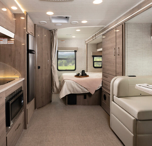 Entegra Coach Qwest Class C