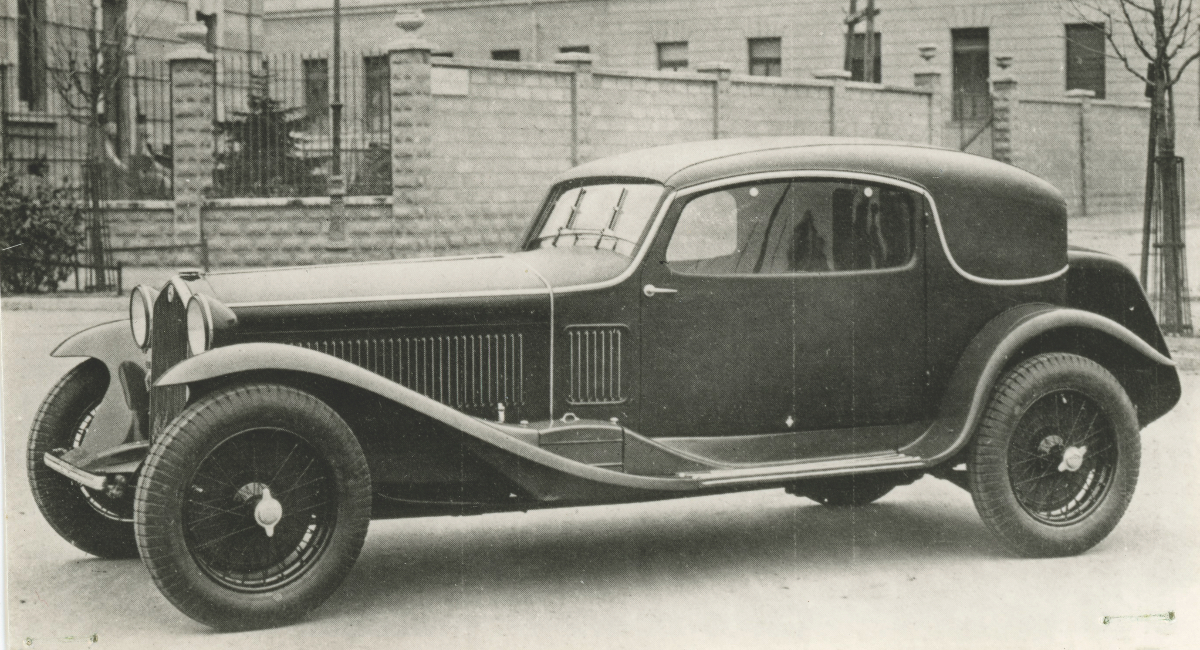 iconic road trip vehicles