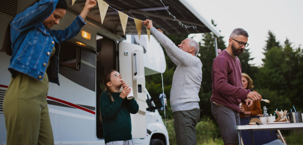 best RVs for tailgating
