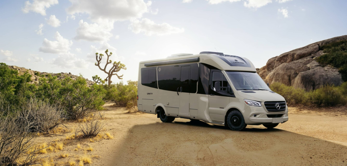 Leisure Travel Vans Desert Shadow