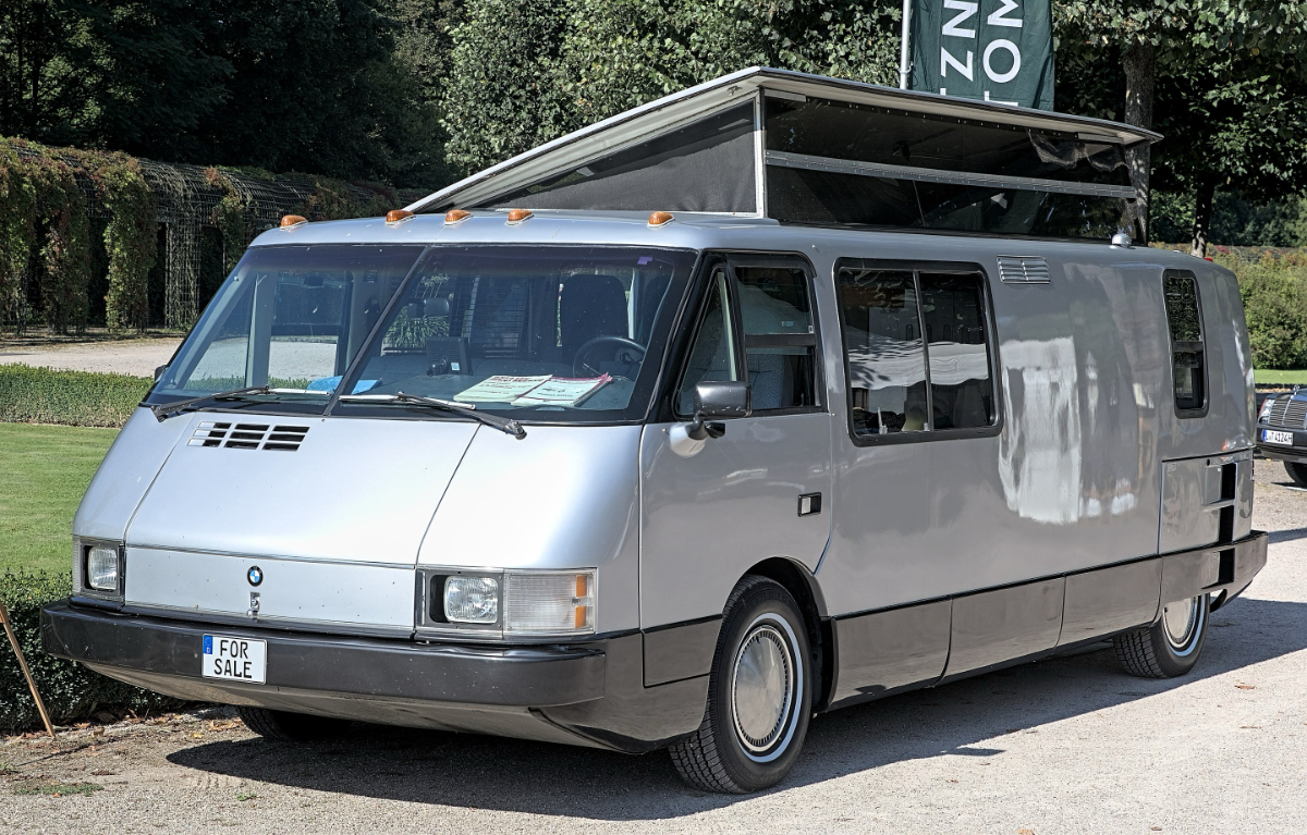 Vixen Motorhome