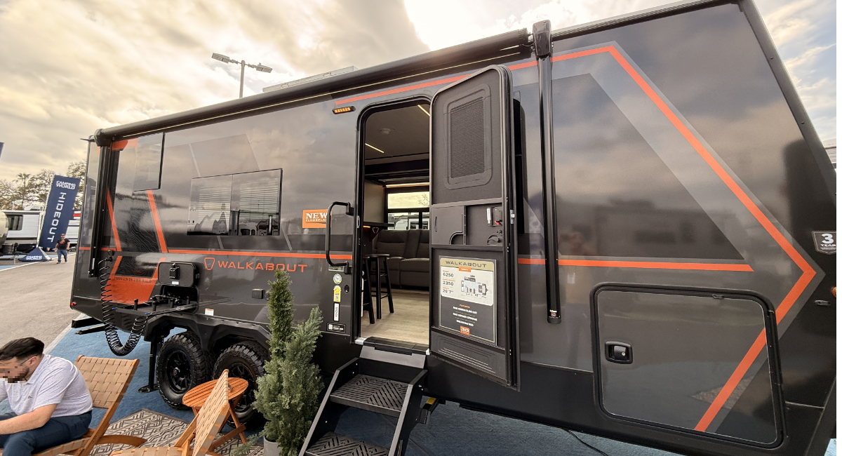 Keystone Walkabout 22MAX