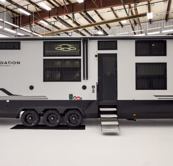 Grand Design Foundation 42GD