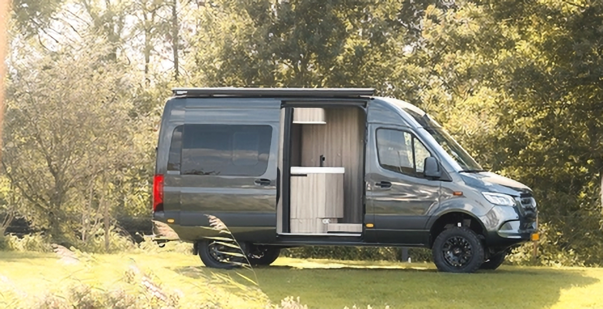 Innova Roadtrip 595L