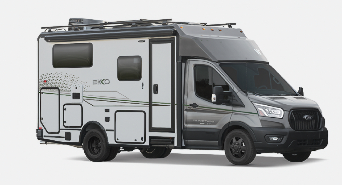 Winnebago EKKO Transit