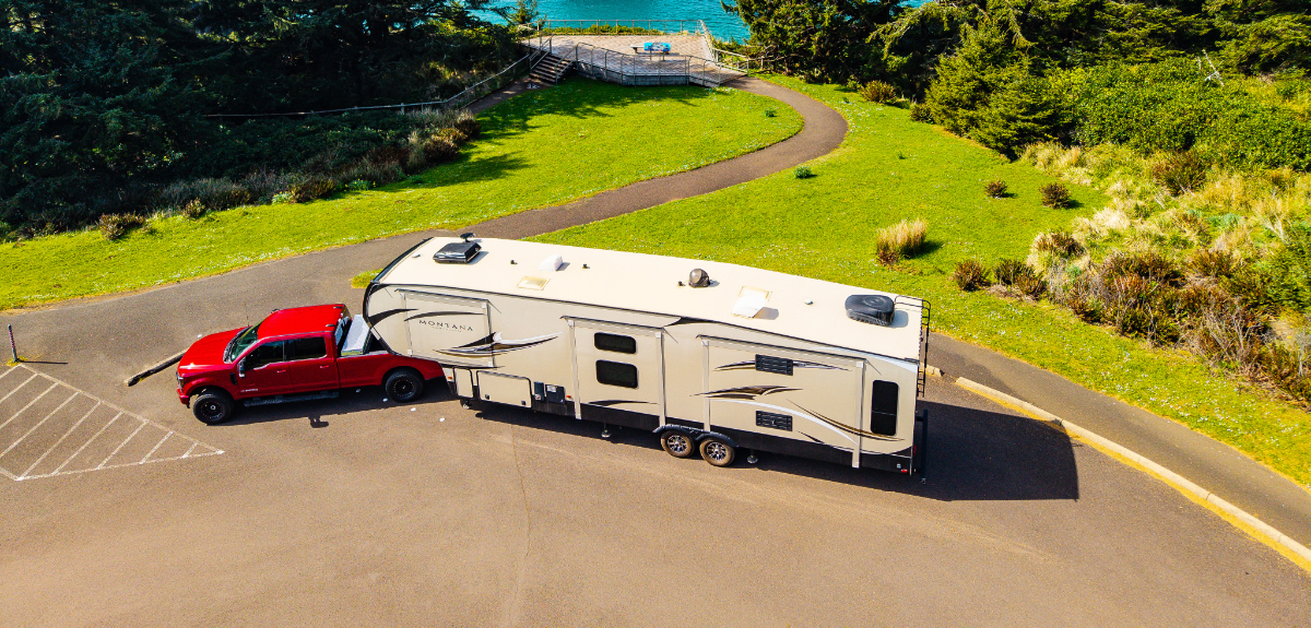 Fifth Wheel to Gooseneck Adapter