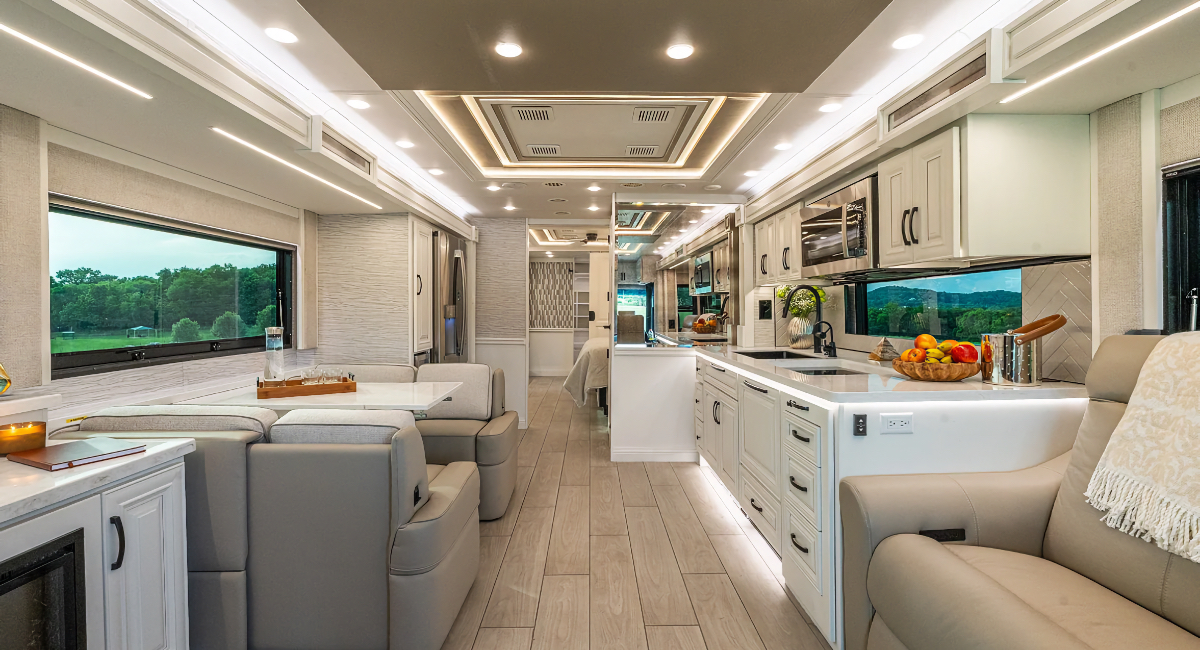 Cornerstone RV Series 6